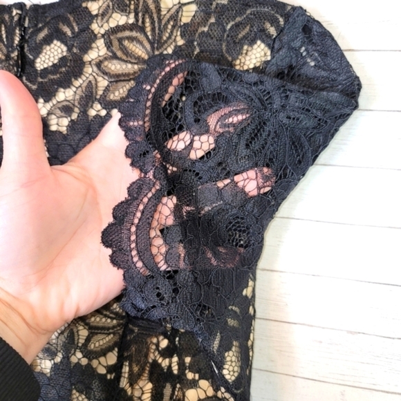 Alexia Admor Black and Gold Lace Midi Dress - Picture 13 of 13